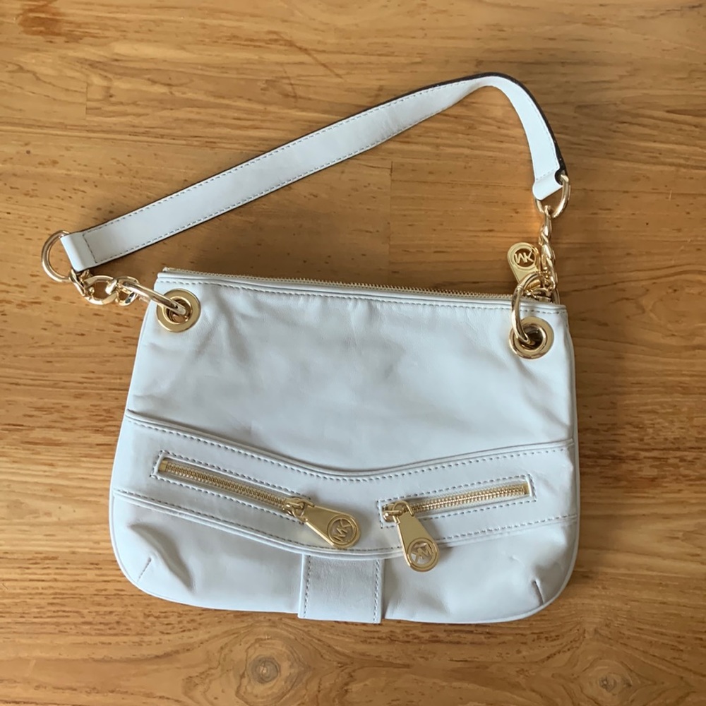 Michael Kors Jamesport shoulder bag. Supple soft leather, vanilla white. NWT